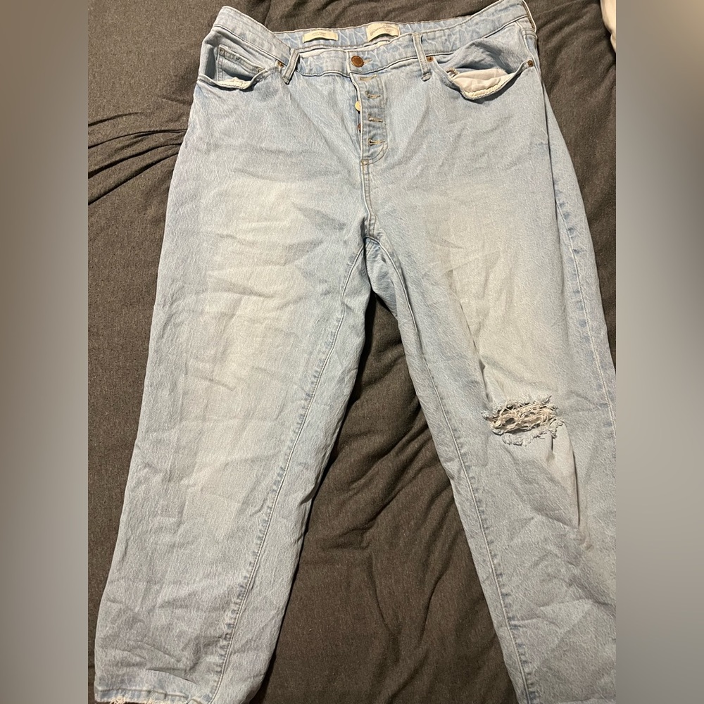 Universal thread vintage fit, size 16 jeans.